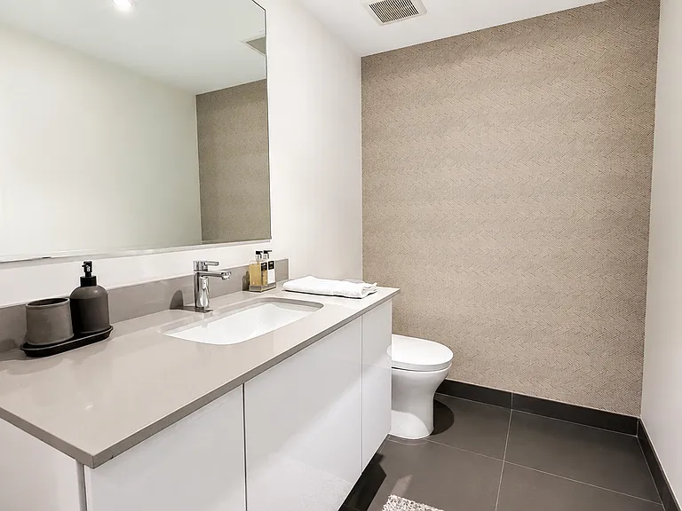 1600 NE 1st Ave #2512 — Photo 12
