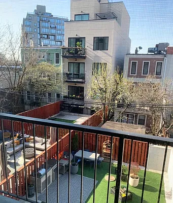 Rented by E Realty International Corp | media 17