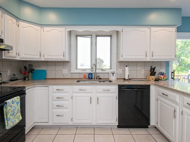 20 Morrison Ave — Photo 21