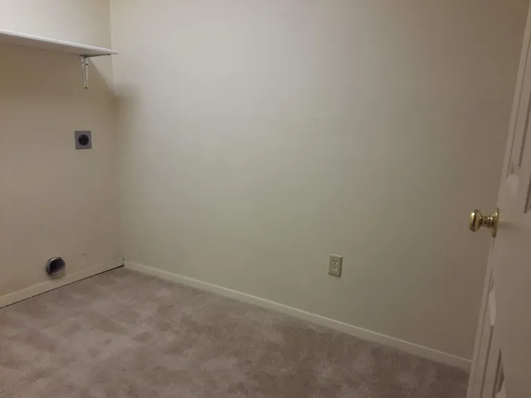5780 Eastwood Ln — Photo 23