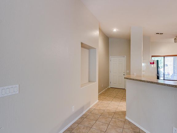 5th image of 3362 S 98th Dr