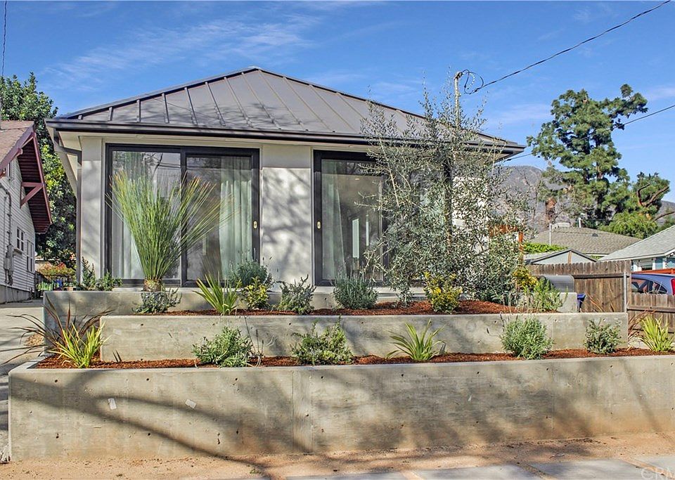 1st image of 129 W Montecito Ave