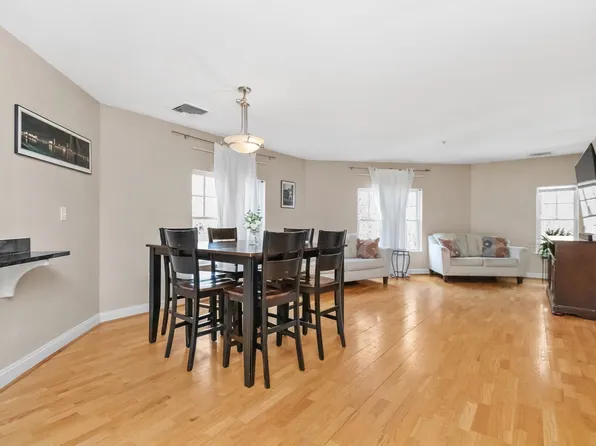 501 Commerce Dr Unit 2204, Braintree, MA 02184