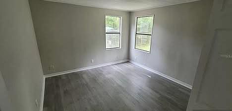 4th image of 1590 W Ravine Ln