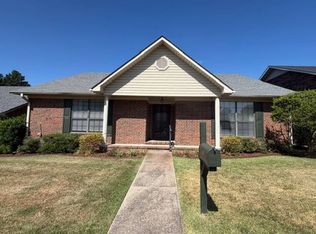 1712 Sunset Blvd, Magnolia, AR 71753