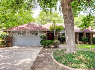 6301 Twinhill Dr, Arlington, TX 76016