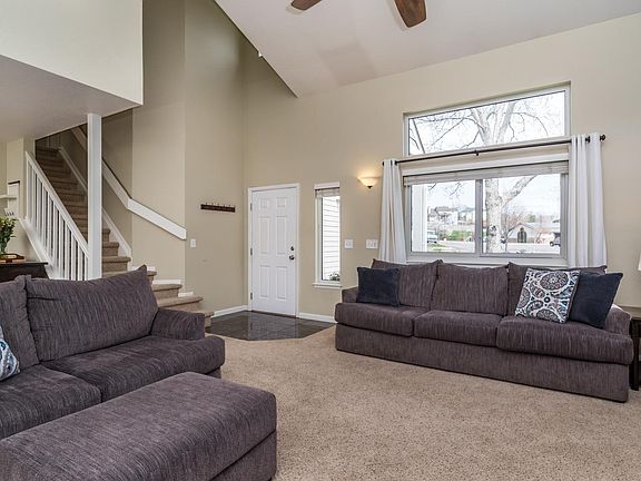 5th image of 725 Church Ln