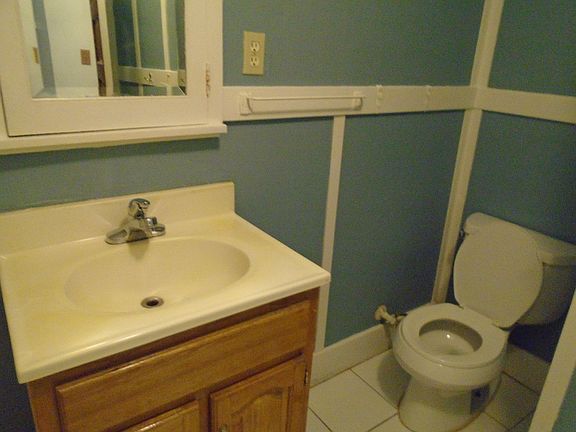 4th image of 1006 N Garden St APT 2