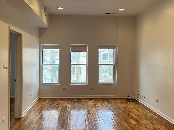 2nd image of 3505 W Le Moyne St Floor 2