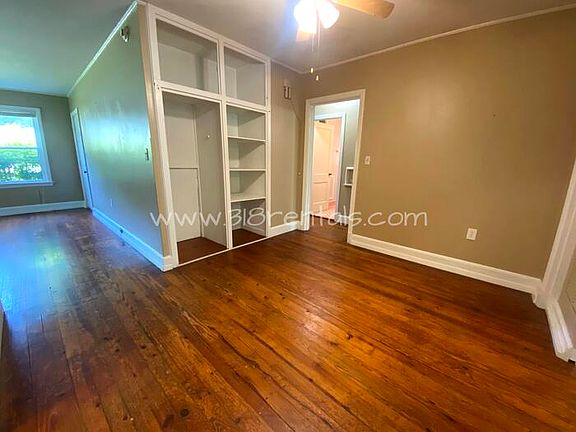 3rd image of 707 College St