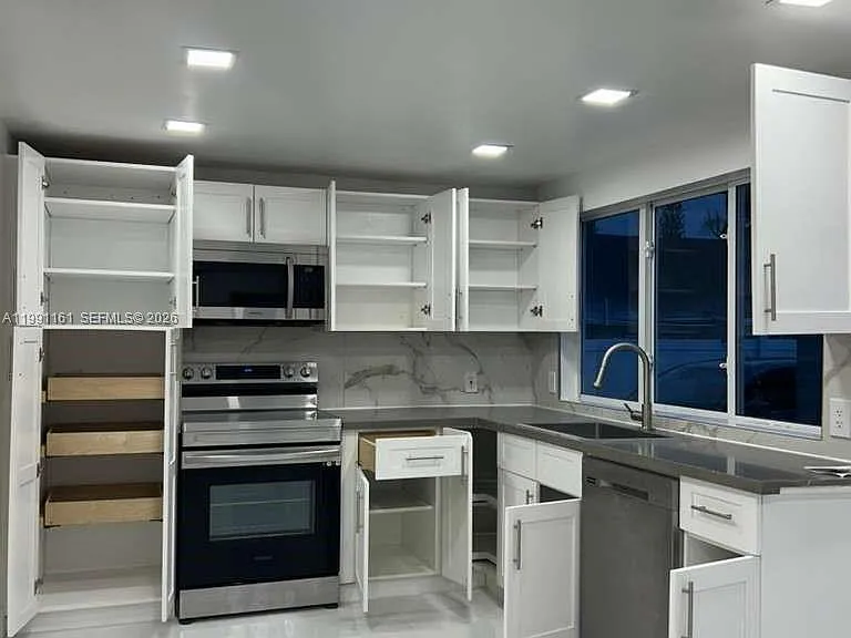 2242 Polk St #2 — Photo 7