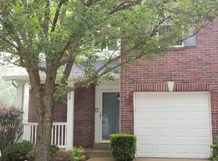 1580 Forest Springs Dr, Ballwin, MO 63021