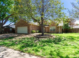 213 Dodge Trl, Keller, TX 76248