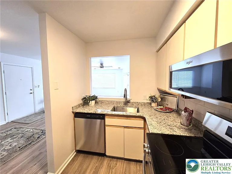 4747 Cheryl Dr — Photo 14