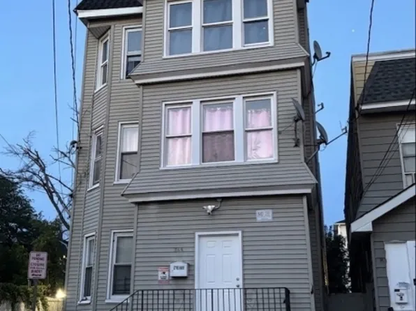 764 S 16th St #1, Newark, NJ 07103