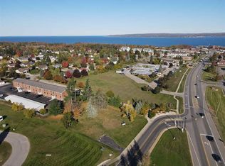 1750 Spring St, Petoskey, MI 49770