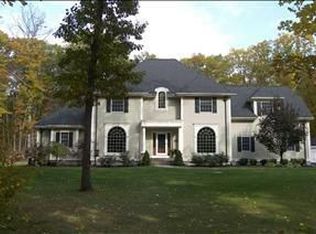 601 Hill Rd, Pascoag, RI 02859