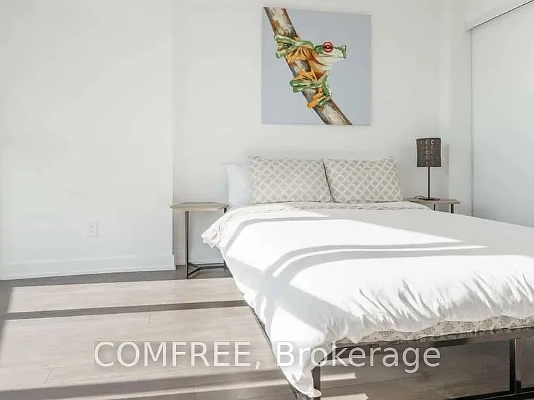 30 Ordnance St #1112 — Photo 12