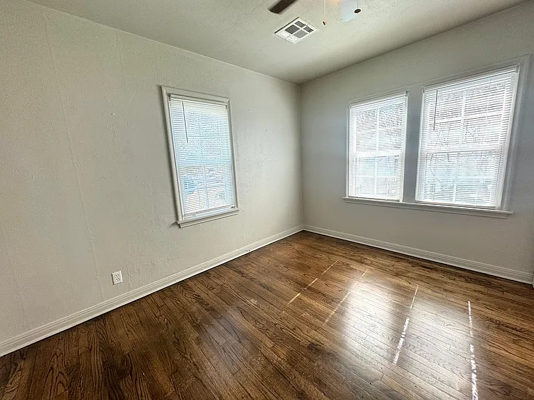 1015 N Delaware Pl — Photo 11