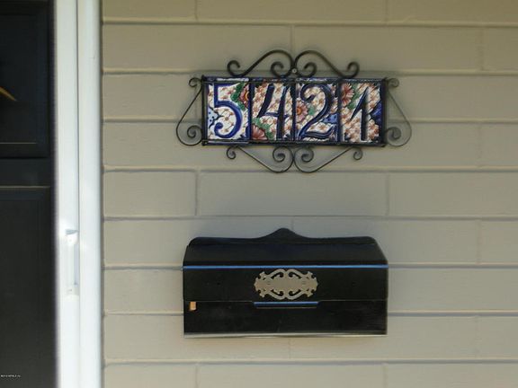 4th image of 5421 Selton Ave