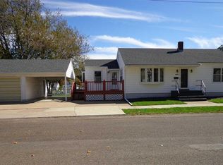 525 S 17th St, Quincy, IL 62301