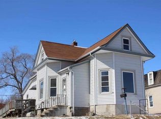 1709 Franklin St, Cedar Falls, IA 50613