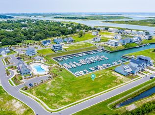 41 Seafaring Ln, Hampstead, NC 28443