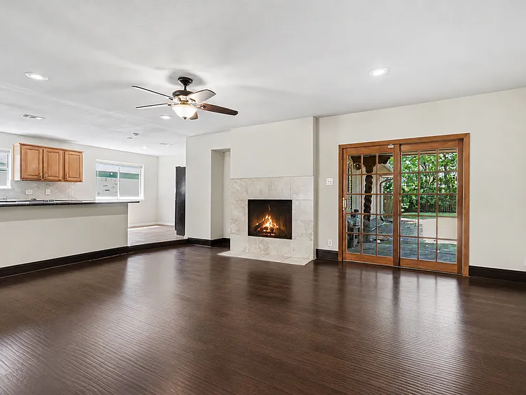 8615 Skyline Dr — Photo 9