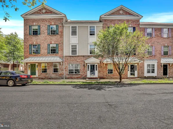 17 Cliff St, Trenton, NJ 08611