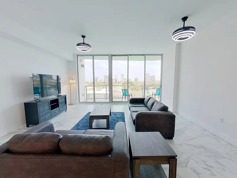 Signature Place — Photo 12