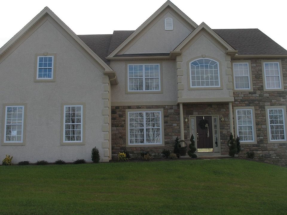 1st image of 9 Creek Ct