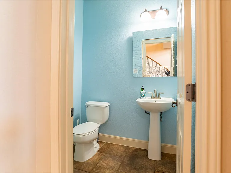1898 Long Bow Dr — Photo 13