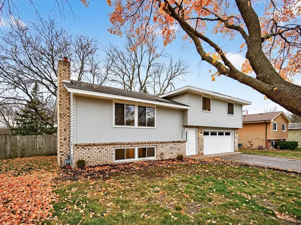 7317 Colorado Ave N, Brooklyn Park, MN 55443