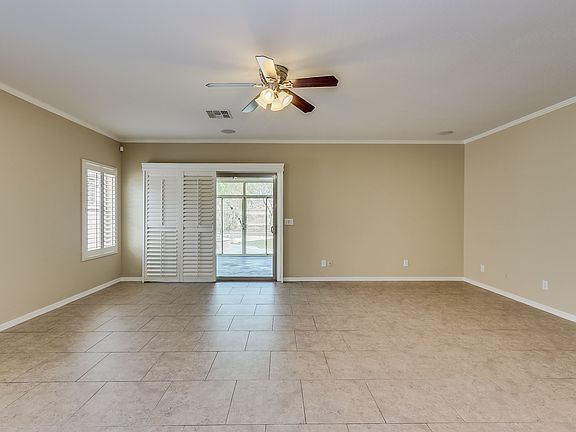 4th image of 28731 N 25th Gln