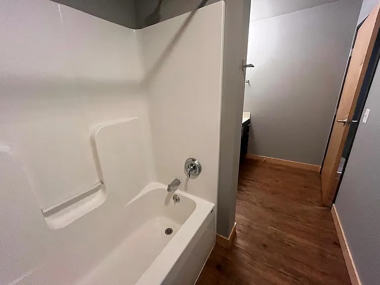 222 State St — Photo 17