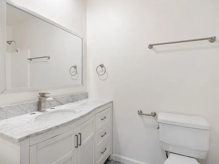 6535 Fulton Ave #106 — Photo 13