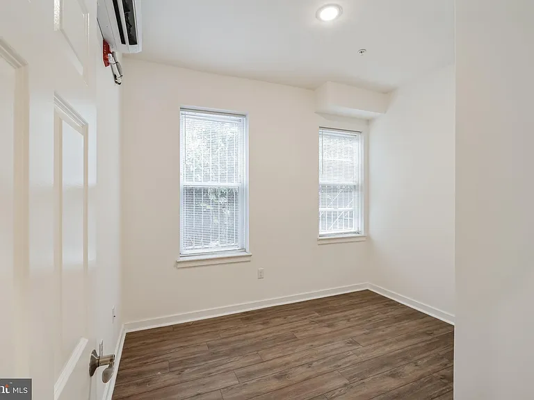 405 S 42nd St #1C — Photo 17