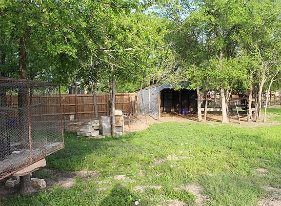 4th image of 127 Misty Ln