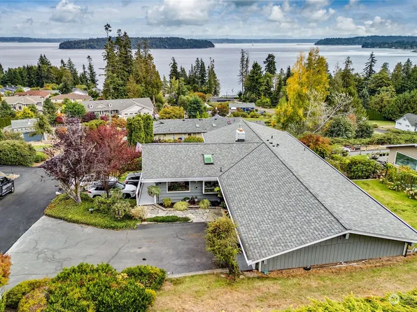 7952 SE Puget Heights Lane, Port Orchard, WA 98366