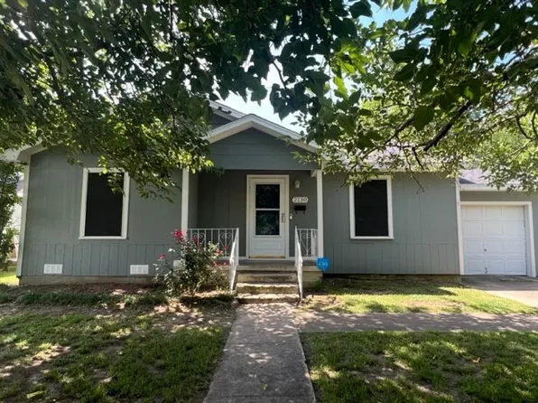 2130 College St, Paris, TX 75460