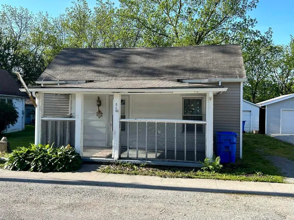 510 W Washington St, Athens, IL 62613