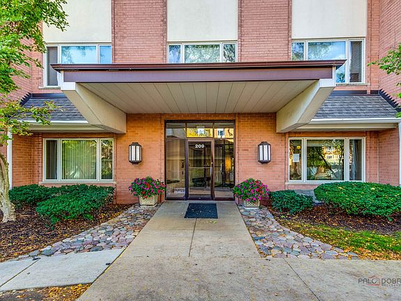 2nd image of 209 Rivershire Ln APT 203