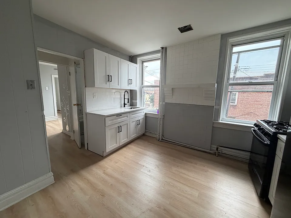 12-16 Grant Ave #6