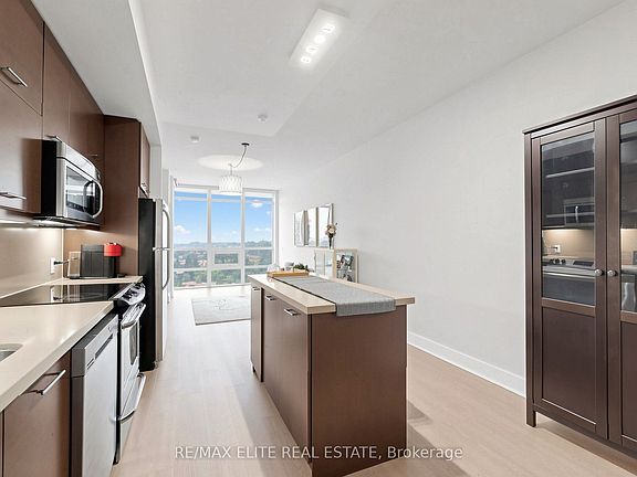 5th image of 26 Norton Ave #1309