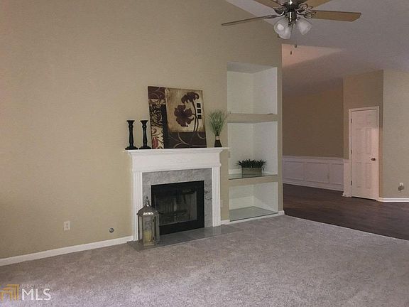 3rd image of 1290 Sunhill Dr