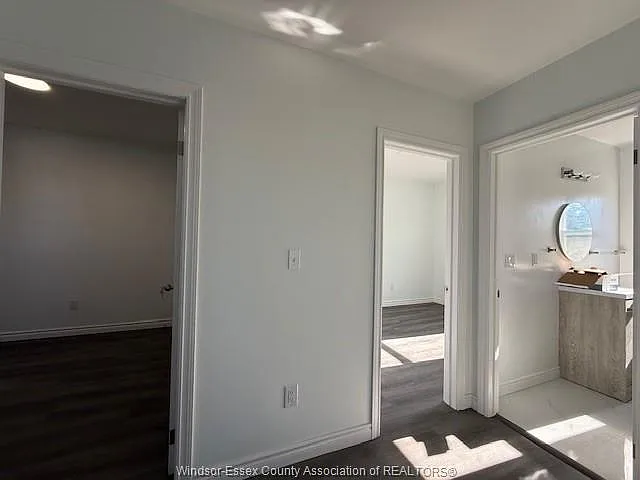 941 Cataraqui St — Photo 22