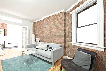 Rented by R New York