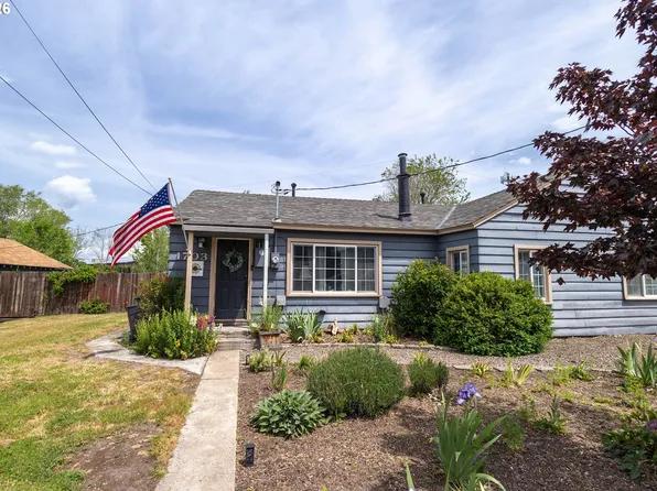 1703 Jefferson Ave, La Grande, OR 97850
