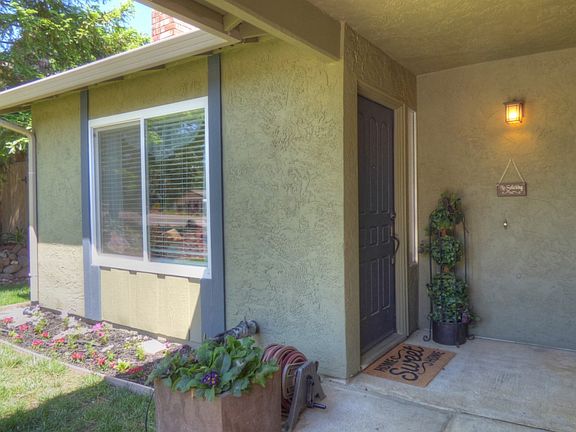 4th image of 1209 Bunker Hill Dr