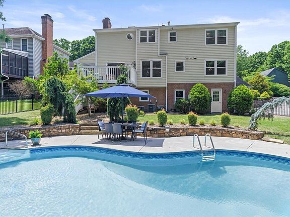 5th image of 4300 Kings Chase Dr